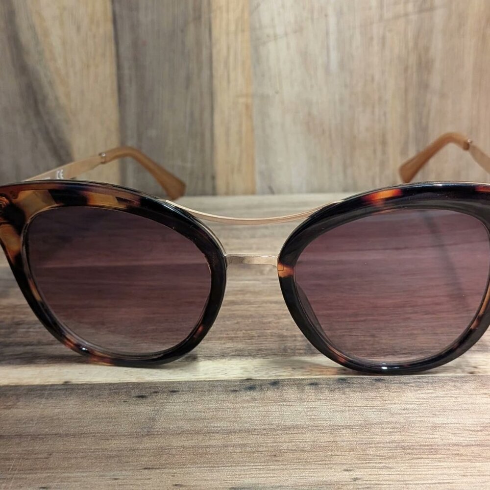 GUESS Double Bridge Cat Eye Sunglasses Acetate Tortoise Shell